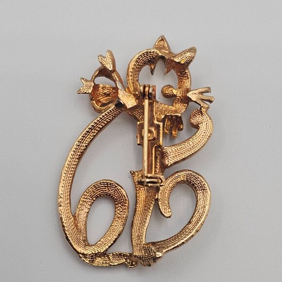 VTG Brooch Cat Lover GoldTone Sitting Cute Whimsy Gift Ladies Mom Girlfriend Pin - Picture 3 of 11